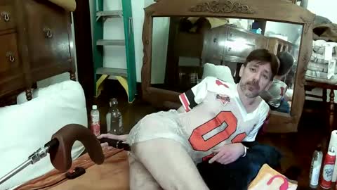 maxjr8008 online show from January 15, 10:30 am