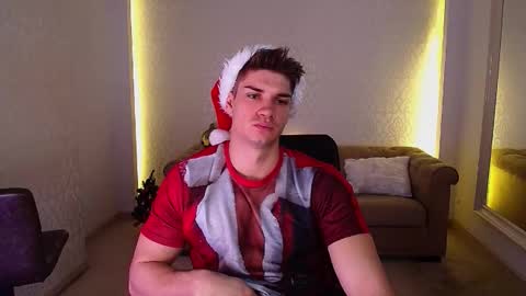 MaxKaiden online show from November 26, 6:27 am