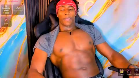 Maxmuscle10 online show from April 9, 4:13 pm