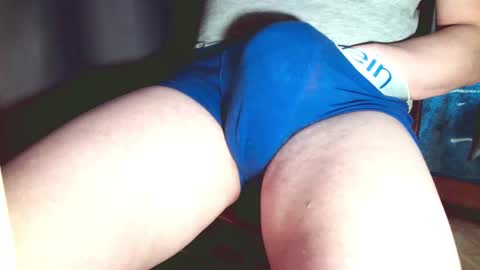 Snapshot of maxsimochka11 chatting on February 18, 12:39 pm maxsimochka online show from February 18, 12:39 pm