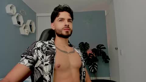 Maxi online show from April 19, 8:33 pm