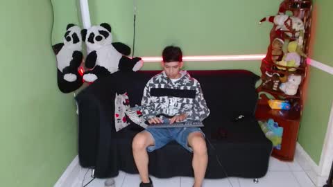 maxx_dick online show from December 1, 6:00 pm