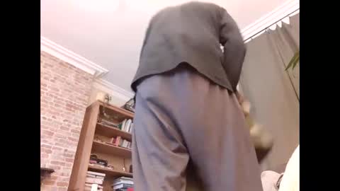 mccock16cm online show from February 3, 1:52 am