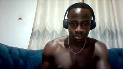Snapshot of mclntz_bbc chatting on October 24, 1:29 am mclntz_bbc online show from October 24, 1:29 am