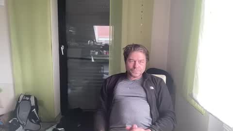 medeinoe online show from January 29, 2:10 pm