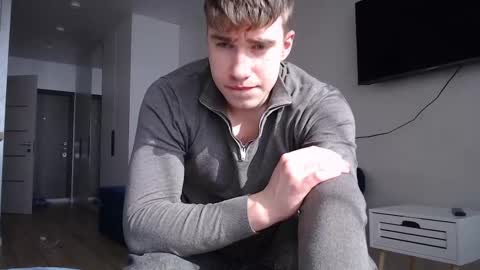 Max online show from March 7, 11:40 am