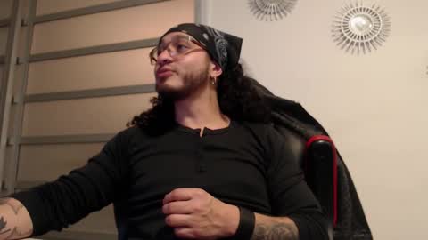 Melkkor Independient Model online show from February 26, 1:29 am