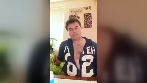 menlav72 online show from July 8, 4:11 pm