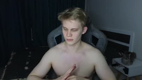 Mickey online show from January 19, 3:03 pm