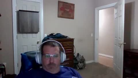 Snapshot of mercer1977 chatting on October 26, 5:37 pm mercer1977 online show from October 26, 5:37 pm