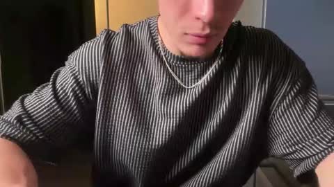 merlin07299 online show from October 2, 11:31 pm