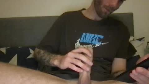 messageme11 online show from October 7, 9:30 pm