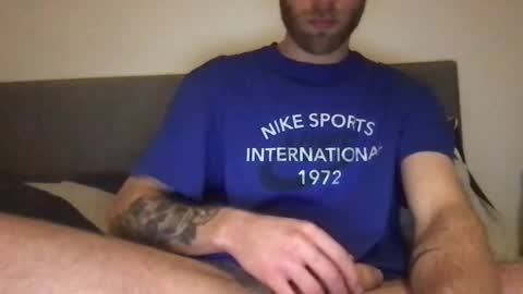 messageme11 online show from January 3, 9:57 pm