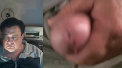 Snapshot of metrowester chatting on October 17, 9:52 pm metrowester online show from October 17, 9:52 pm