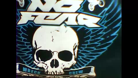 Snapshot of mexianthehawk chatting on January 1, 12:43 am mexianthehawk online show from January 1, 12:43 am