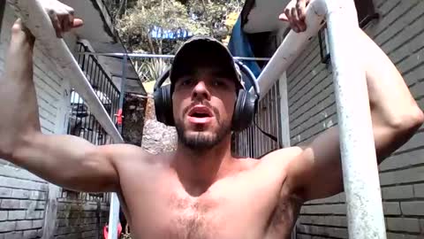 KinkMEXpig online show from March 2, 9:00 pm