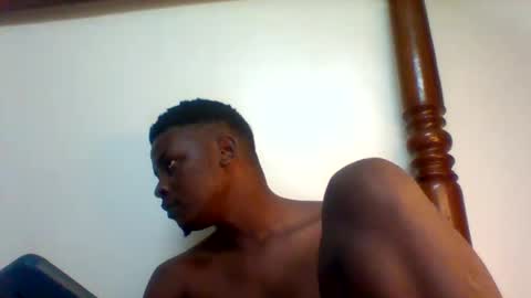 Snapshot of mfalmetsulai chatting on October 31, 2:35 am tsulai online show from October 31, 2:35 am