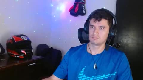 miaou_miaou online show from October 17, 12:58 am