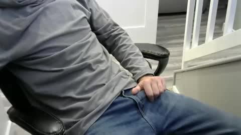 mic6969mic online show from December 17, 3:06 pm