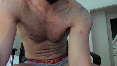 MichaelEvansx online show from June 26, 10:29 am
