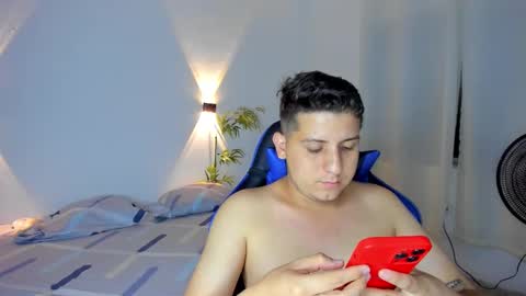 michaell_s online show from October 26, 2:02 am