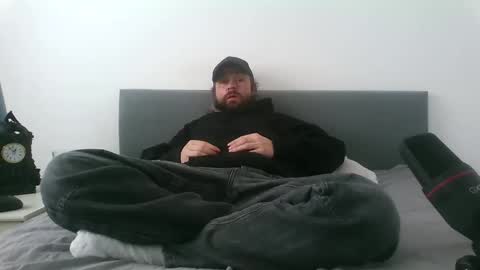 Snapshot of michaelmorgan387 chatting on November 2, 12:53 pm michaelmorgan387 online show from November 2, 12:53 pm