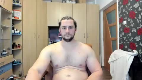 michaelragnar90 online show from June 18, 12:21 pm