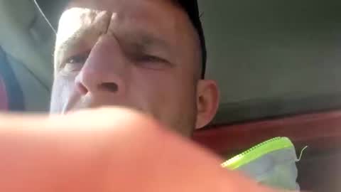 WildMikemilflove online show from May 28, 6:00 am