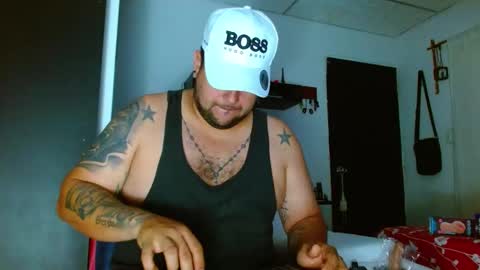 Snapshot of michell_myers chatting on February 19, 2:55 pm michell_myers online show from February 19, 2:55 pm