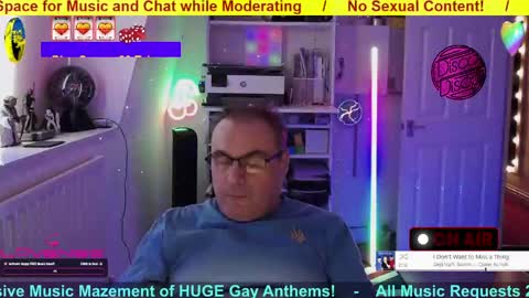 Professional Moderator  Mick Mickey online show from April 11, 4:32 pm