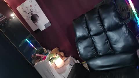 Jie online show from June 4, 9:32 pm