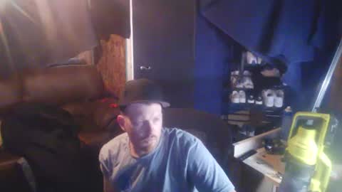 Snapshot of midtownhustler chatting on October 6, 12:10 pm midtownhustler online show from October 6, 12:10 pm