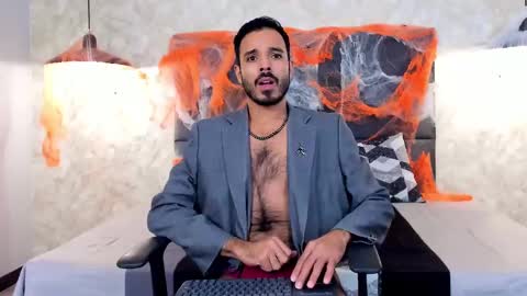 miguelsanfrancisco online show from October 29, 3:15 pm