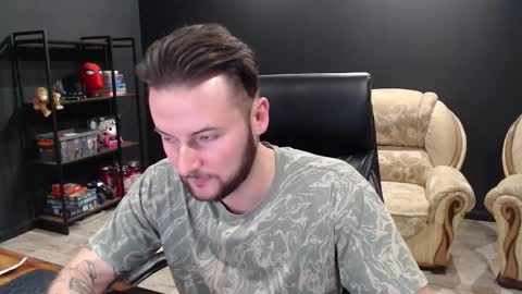 Misha Winchester online show from December 19, 12:24 pm