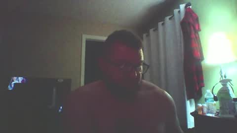 mike700723 online show from May 2, 5:54 am