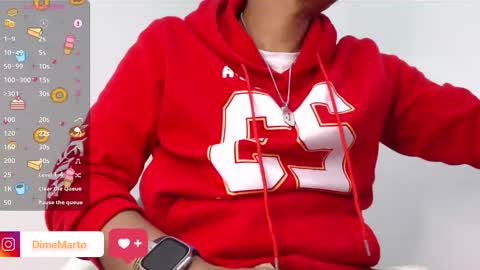 Snapshot of mike_black_22 chatting on October 22, 4:43 pm Mike online show from October 22, 4:43 pm