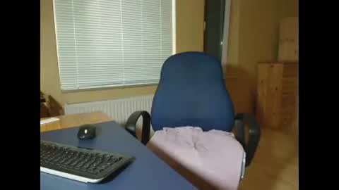 mikel19623 online show from September 18, 10:06 am