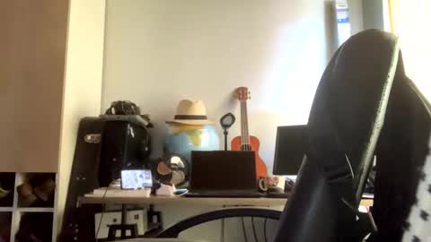 miker1239 online show from January 3, 1:14 pm