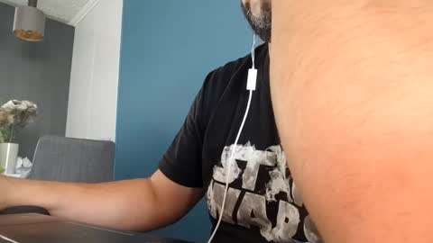 miker1239 online show from January 9, 4:06 pm