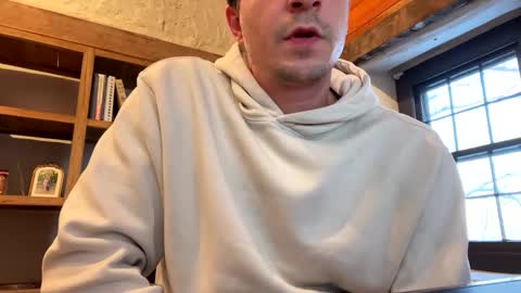 mikeydubs10 online show from February 5, 9:33 pm