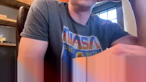 mikeydubs10 online show from April 8, 5:32 pm