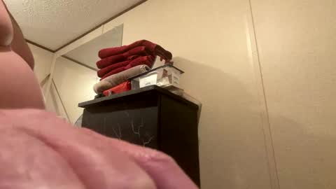 mikeylikesit2222 online show from April 9, 3:40 pm