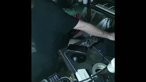 Snapshot of mikeylikesit38 chatting on December 10, 6:33 am Mikey online show from December 10, 6:33 am