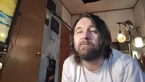 Snapshot of mikeylikesit38 chatting on December 18, 9:08 pm Mikey online show from December 18, 9:08 pm