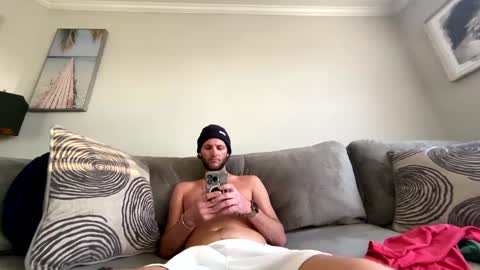 mikeywhite123 online show from January 11, 9:57 pm