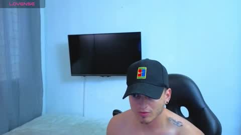 MIKKE online show from January 13, 2:43 pm