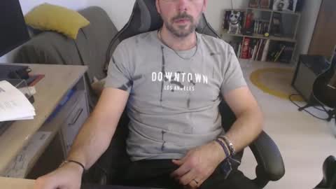 mikmik91 online show from March 10, 4:35 pm