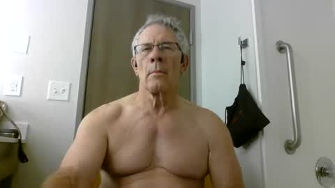 Milehi1958 online show from June 29, 10:37 am