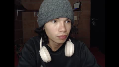 Snapshot of milesxoxo6969 chatting on September 21, 5:07 am milesxoxo6969 online show from September 21, 5:07 am