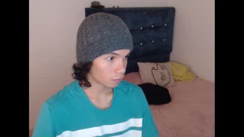 Snapshot of milesxoxo6969 chatting on September 19, 3:34 pm milesxoxo6969 online show from September 19, 3:34 pm